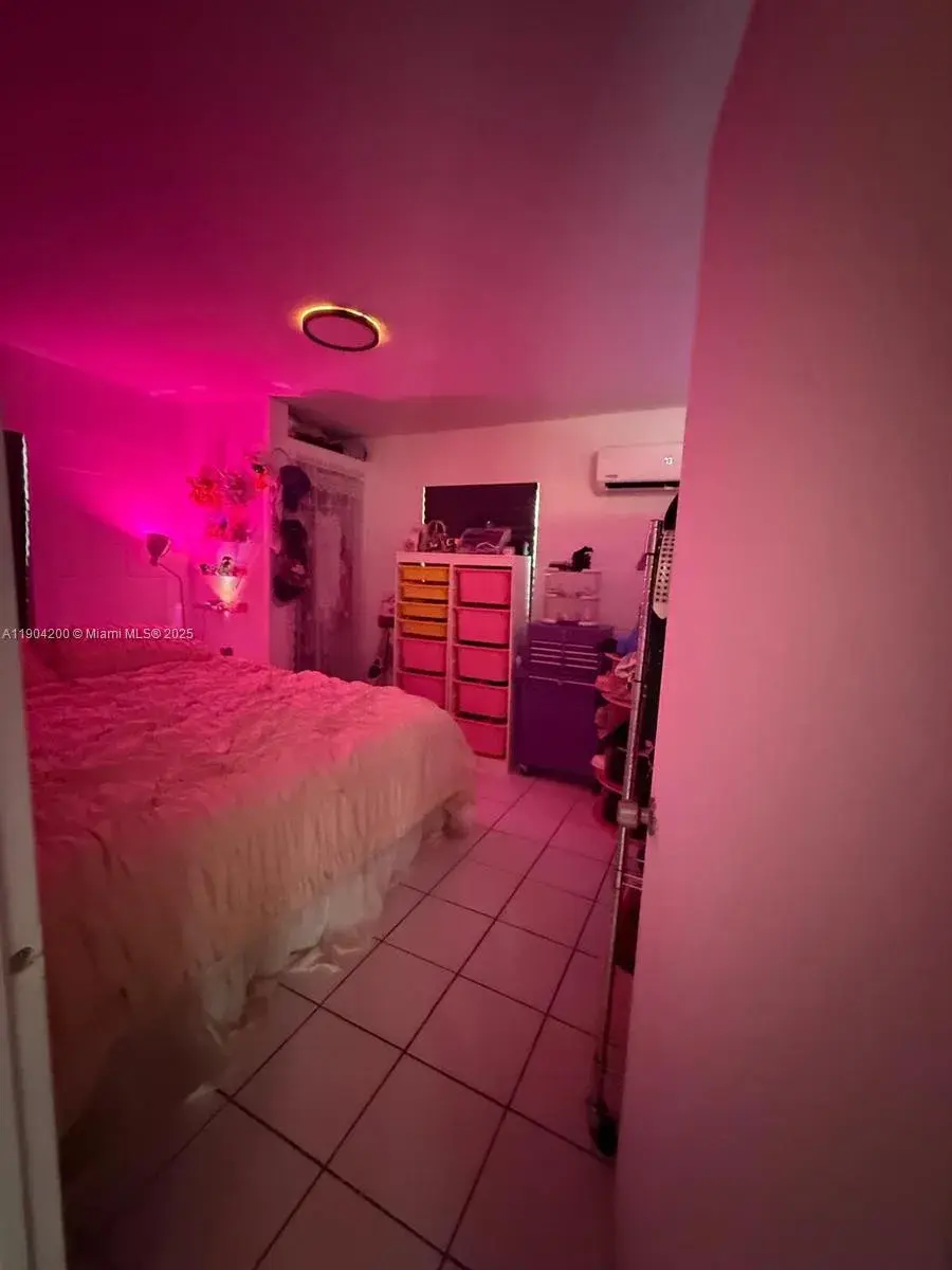 5028 NW 3rd Ave # B, Miami FL 33127