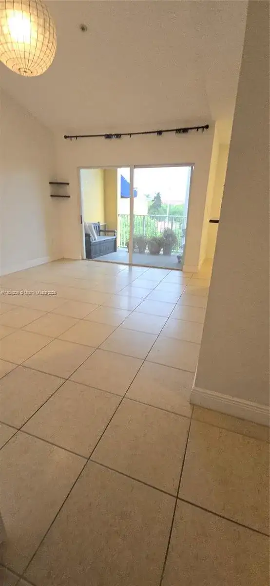 21000 SW 87th Ave # 308, Cutler Bay FL 33189 photo 4