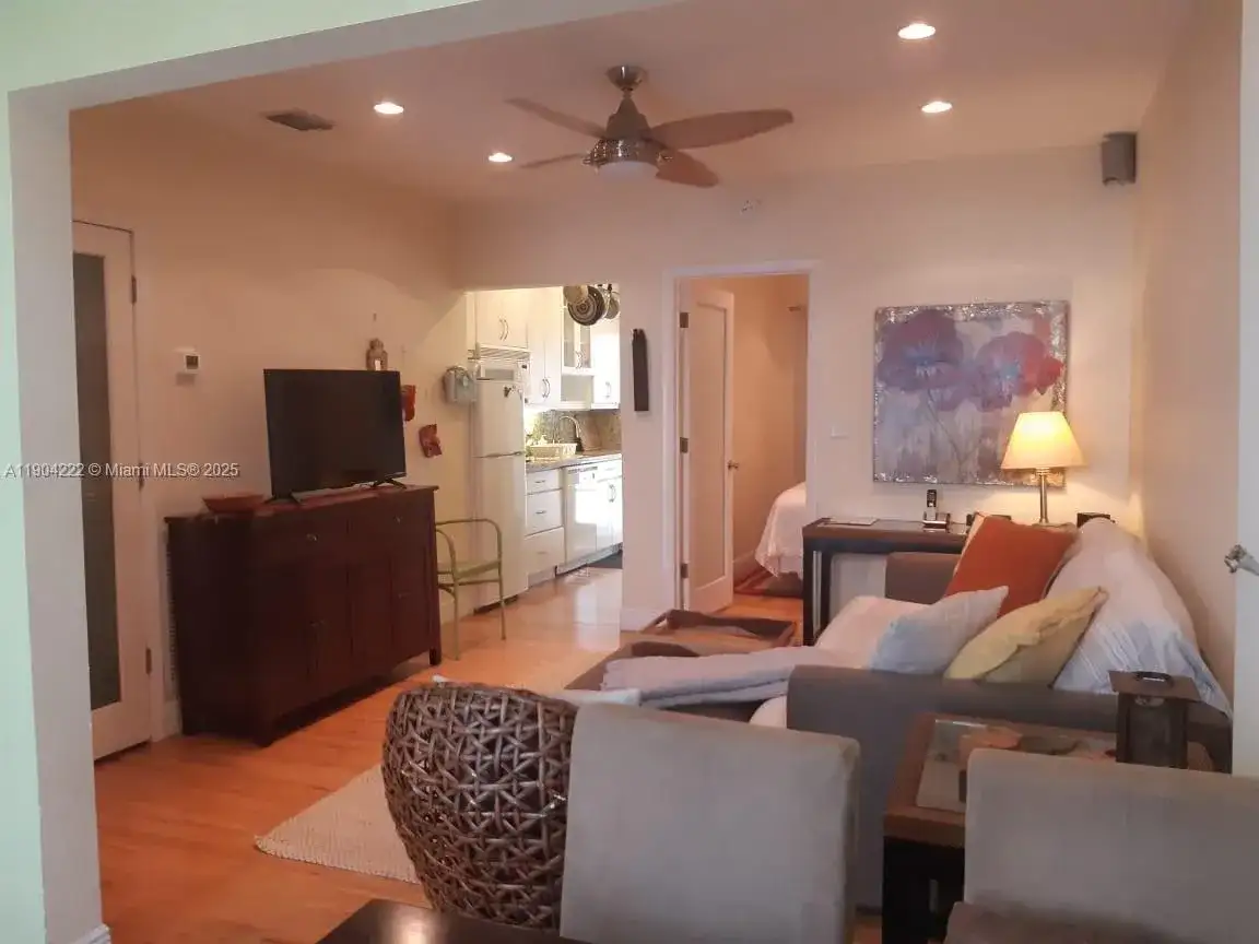 744 Lenox Ave # 3, Miami Beach FL 33139 photo 2