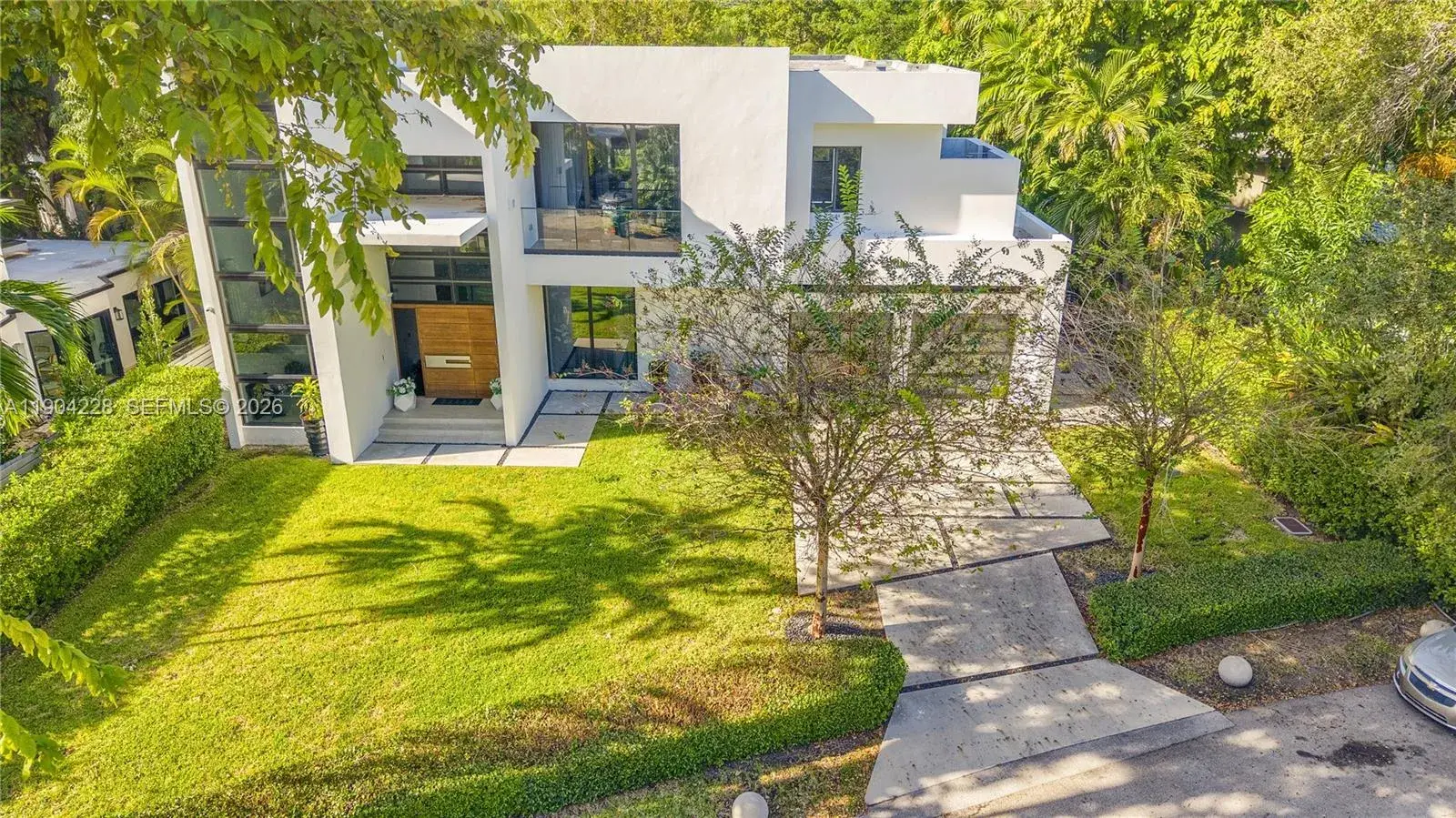 3764 Carmen Ct, Miami FL 33133