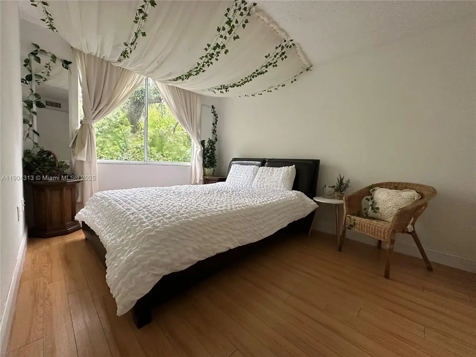 1720 NW N River Dr # 305, Miami FL 33125 photo 2