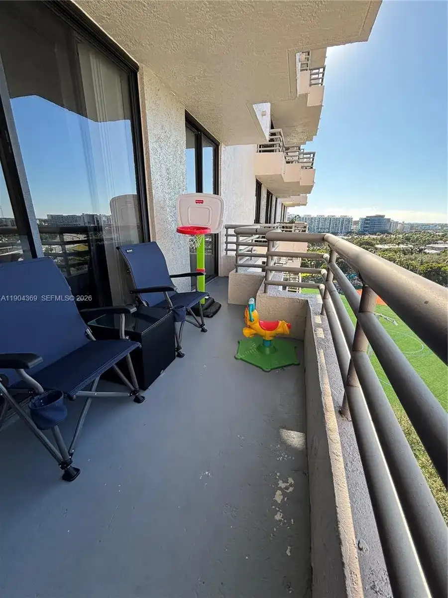 3300 NE 191st St # 1403, Aventura FL 33180 photo 5