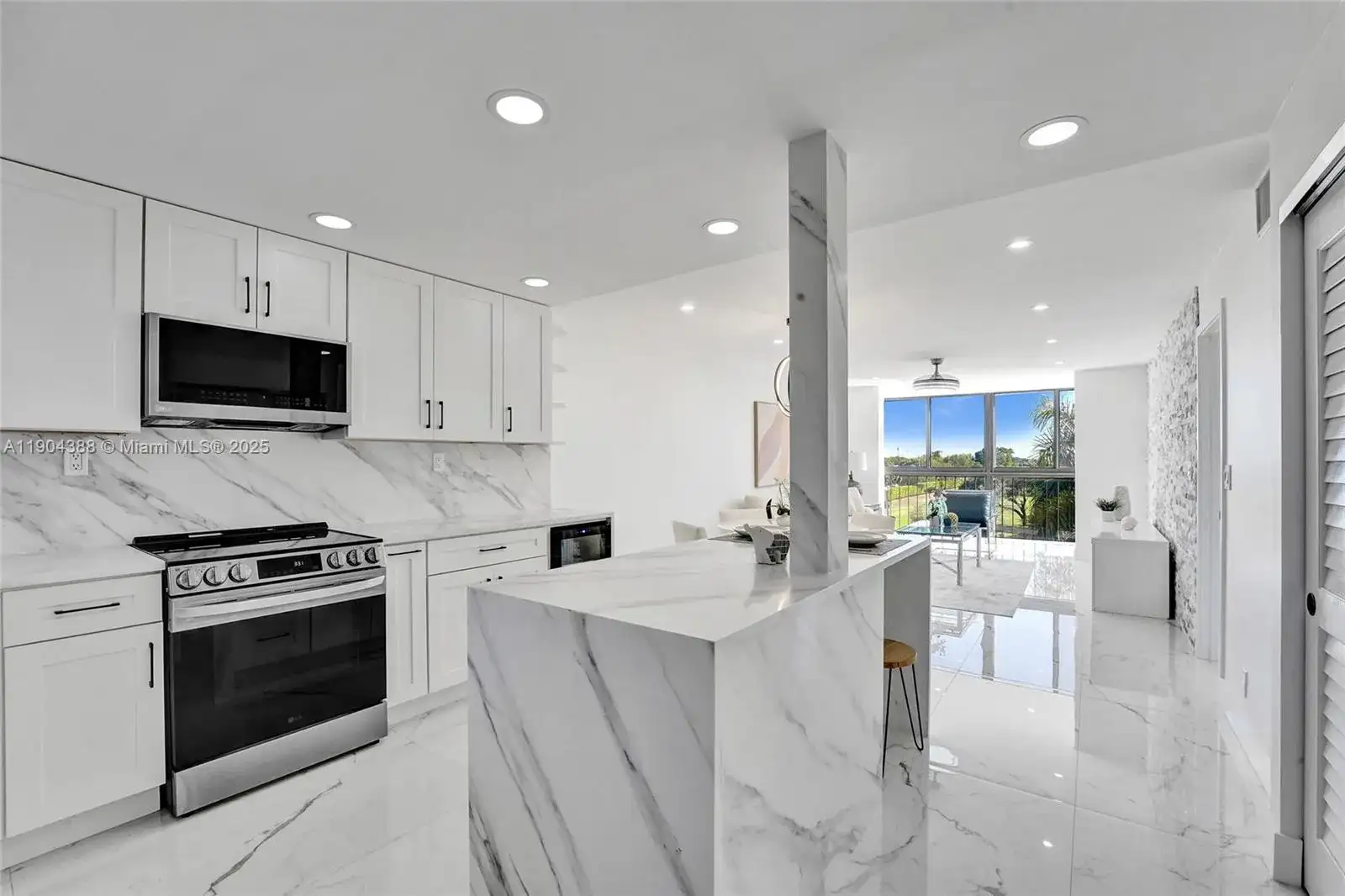 8900 Washington Blvd # 506A, Pembroke Pines FL 33025 photo 5