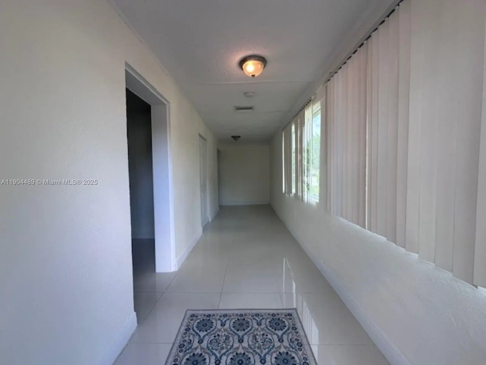 2898 NW 6th Ct, Fort Lauderdale FL 33311