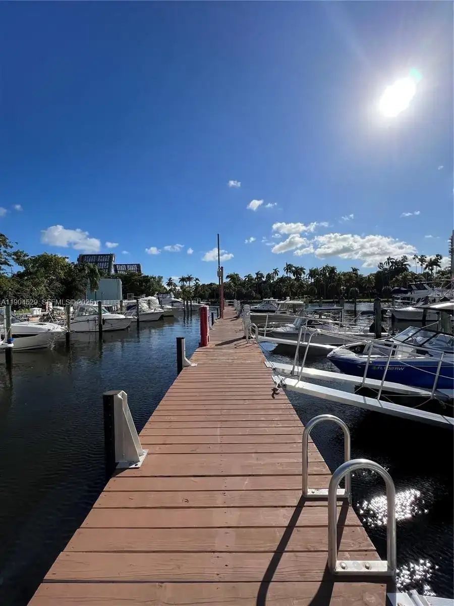 1700 NW North River Dr. #51, Miami FL 33125 photo 3