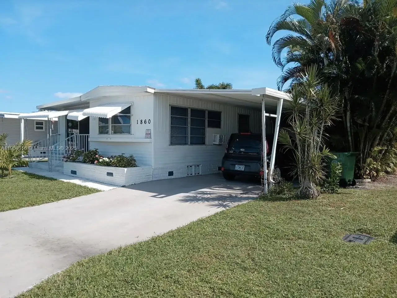 1860 SW 83rd Ter, Davie FL 33324 photo 3