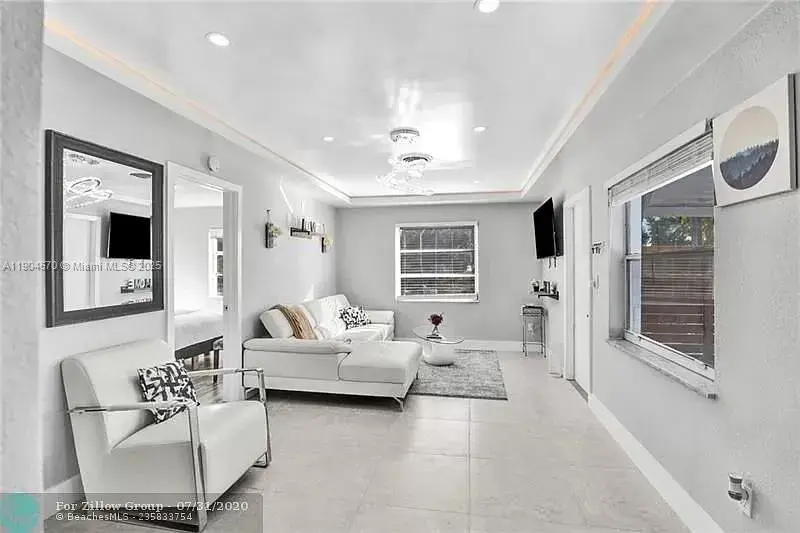 608 N 24th Ave # 608, Hollywood FL 33020
