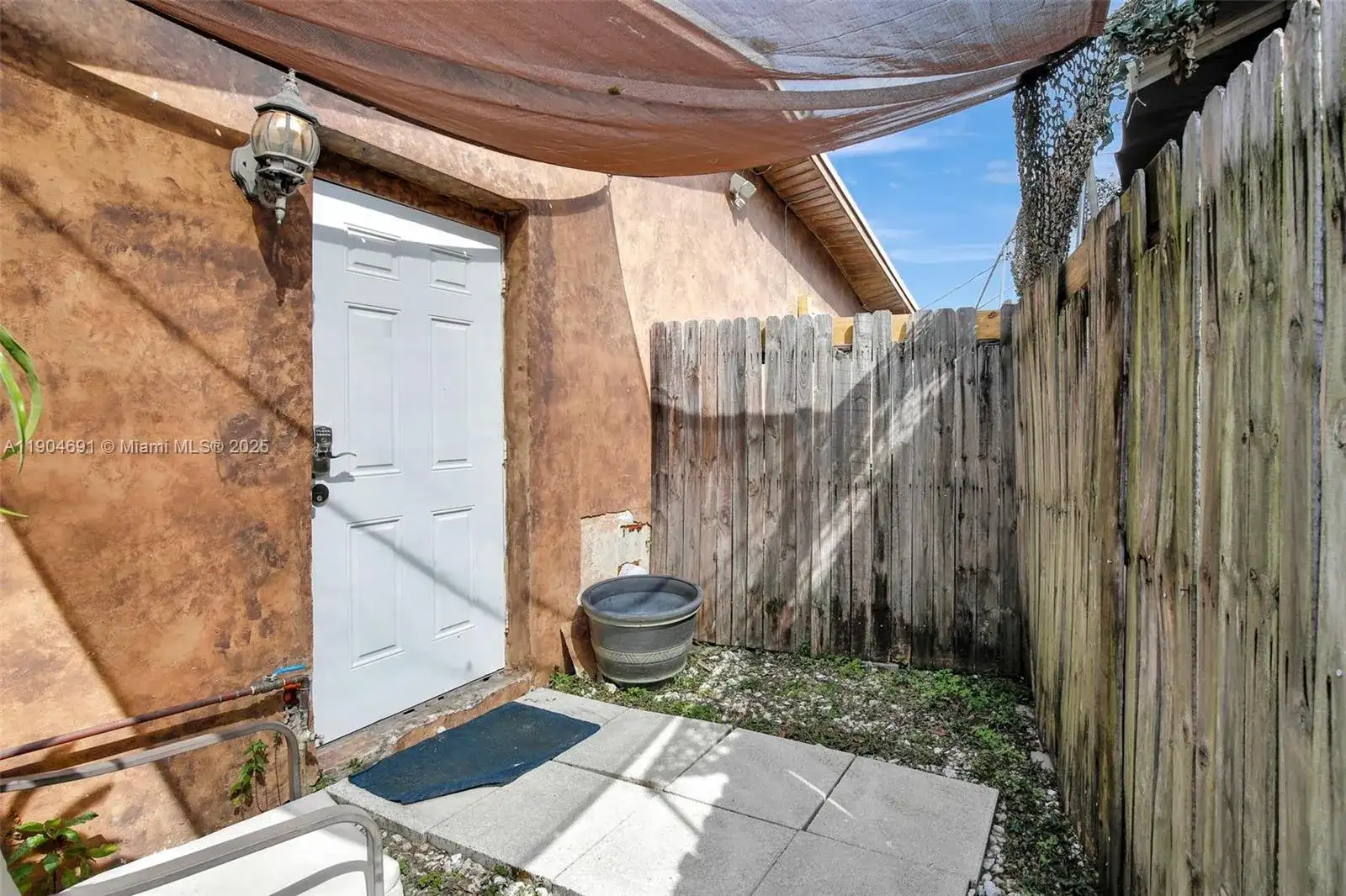 421 NW 77th Way, Pembroke Pines FL 33024 photo 4
