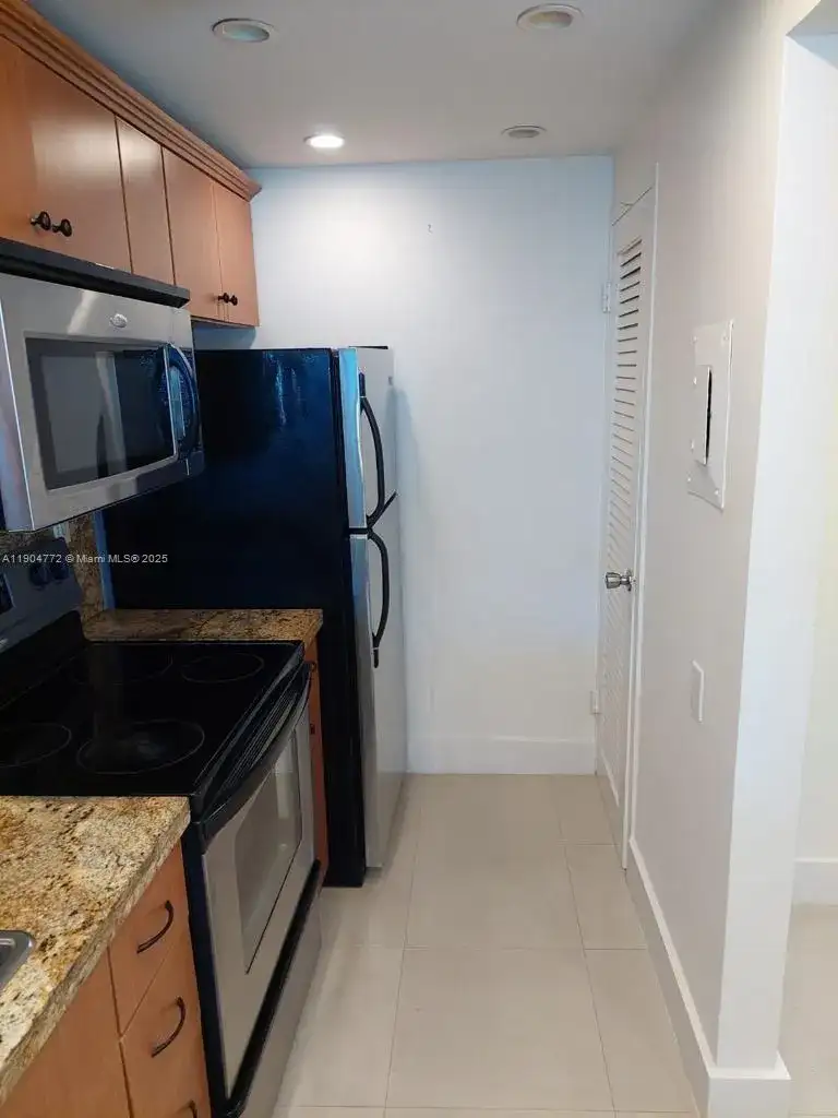 100 Lincoln Rd # 1626, Miami Beach FL 33139 photo 5