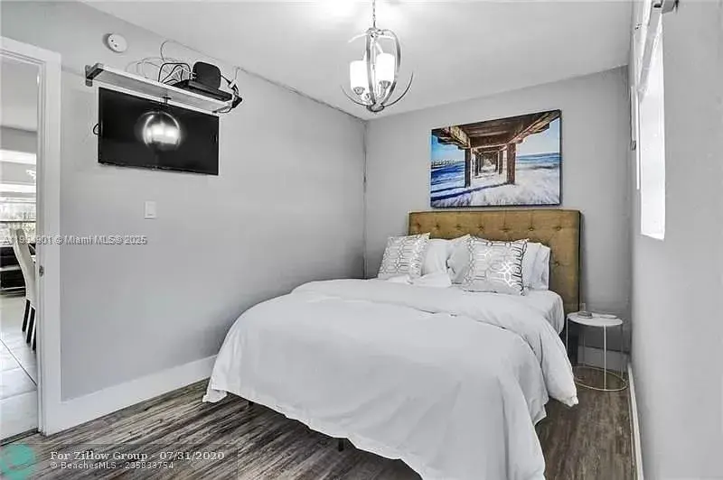 610 N 24th Ave # 810, Hollywood FL 33020