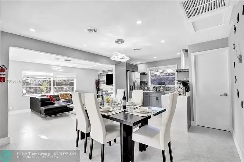 610 N 24th Ave # 810, Hollywood FL 33020