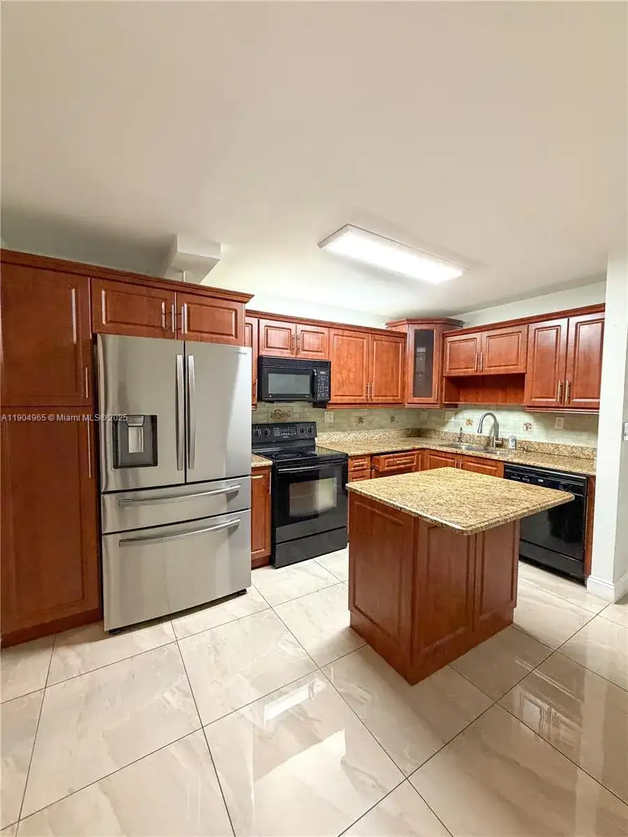 1790 SW 122nd Pl # X, Miami FL 33175 photo 2