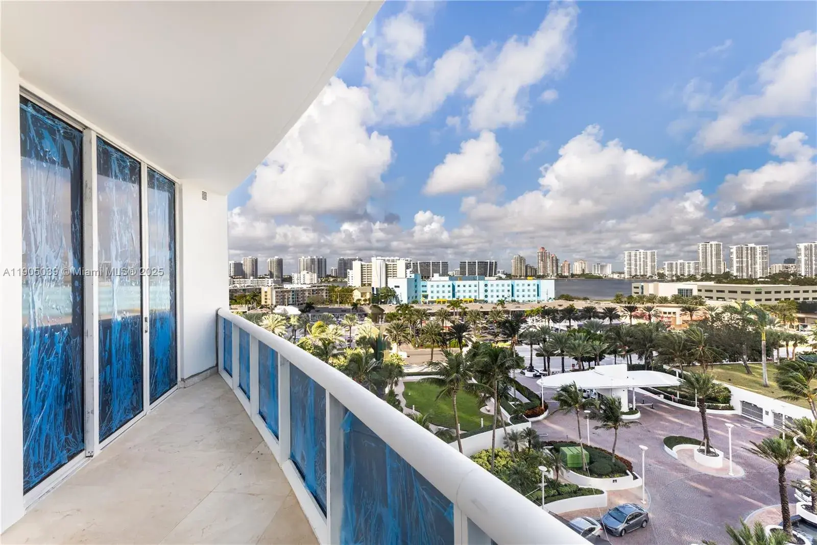 18101 Collins Ave # 906, Sunny Isles Beach FL 33160