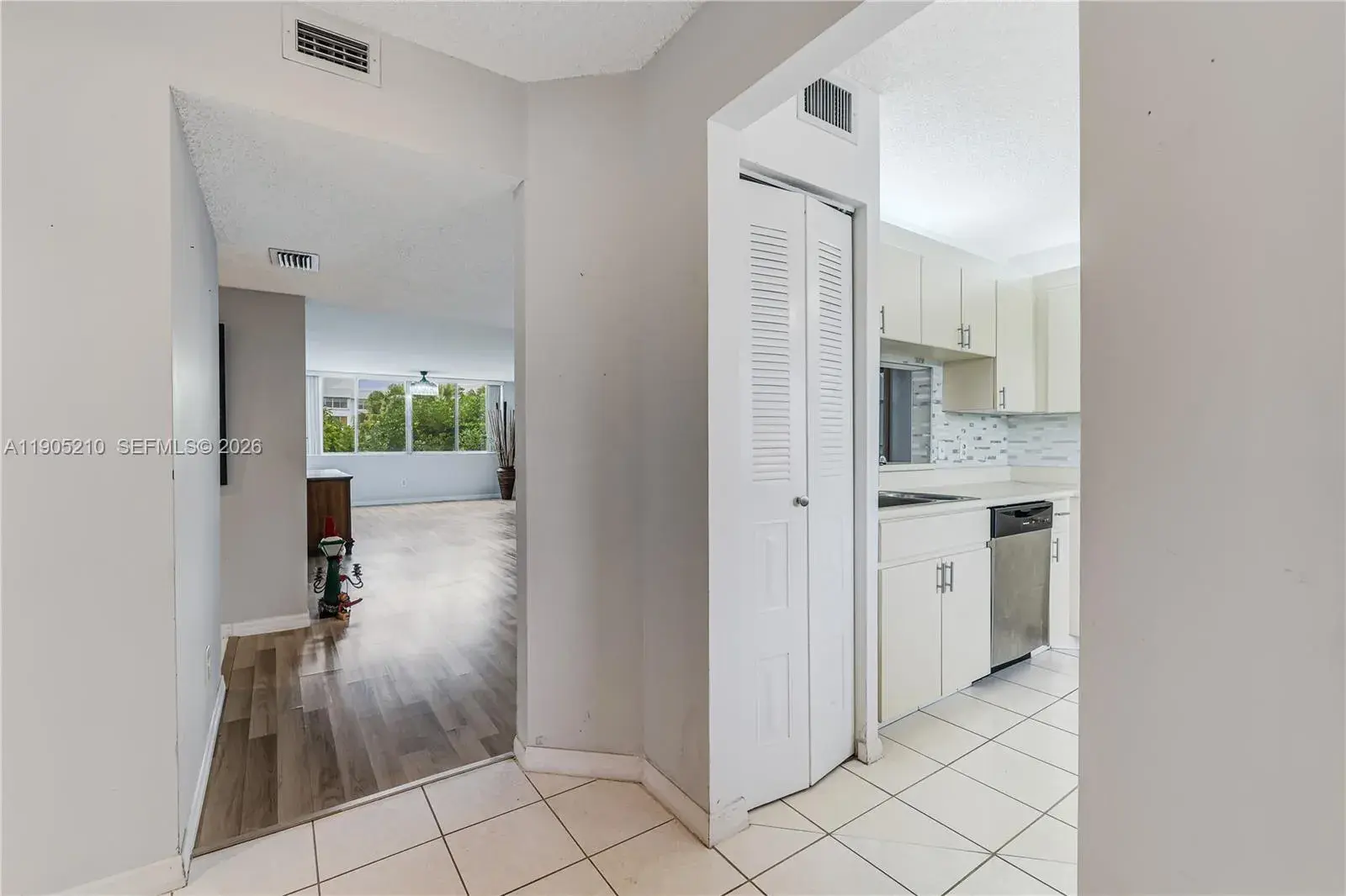 6698 10th Ave N # 218, Lake Worth FL 33467