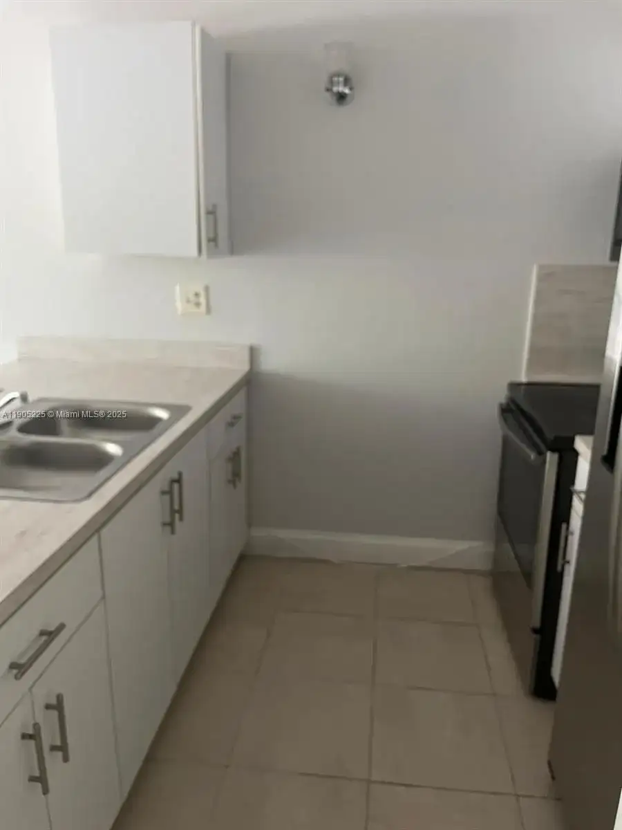 2701 Riverside Dr # B, Coral Springs FL 33065 photo 5