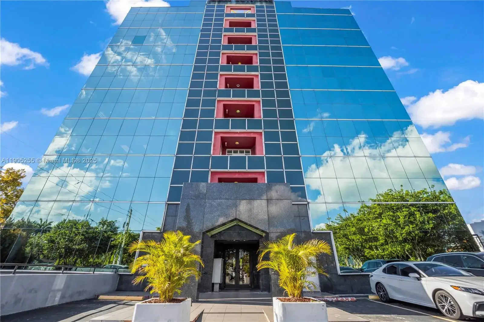 2121 SW 3rd Ave # 403, Miami FL 33129 photo 2