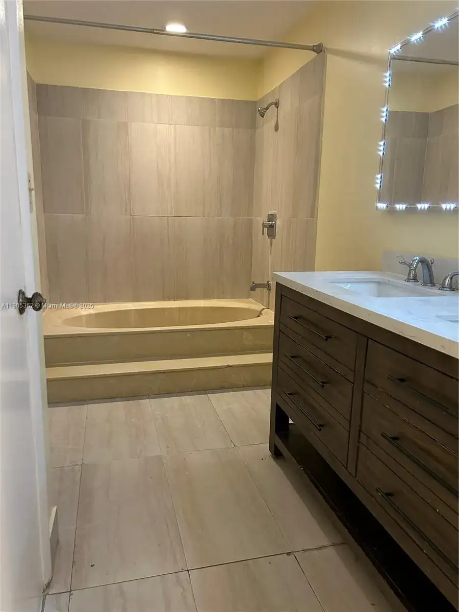 600 Executive Center Dr # 204, West Palm Beach FL 33401 photo 5