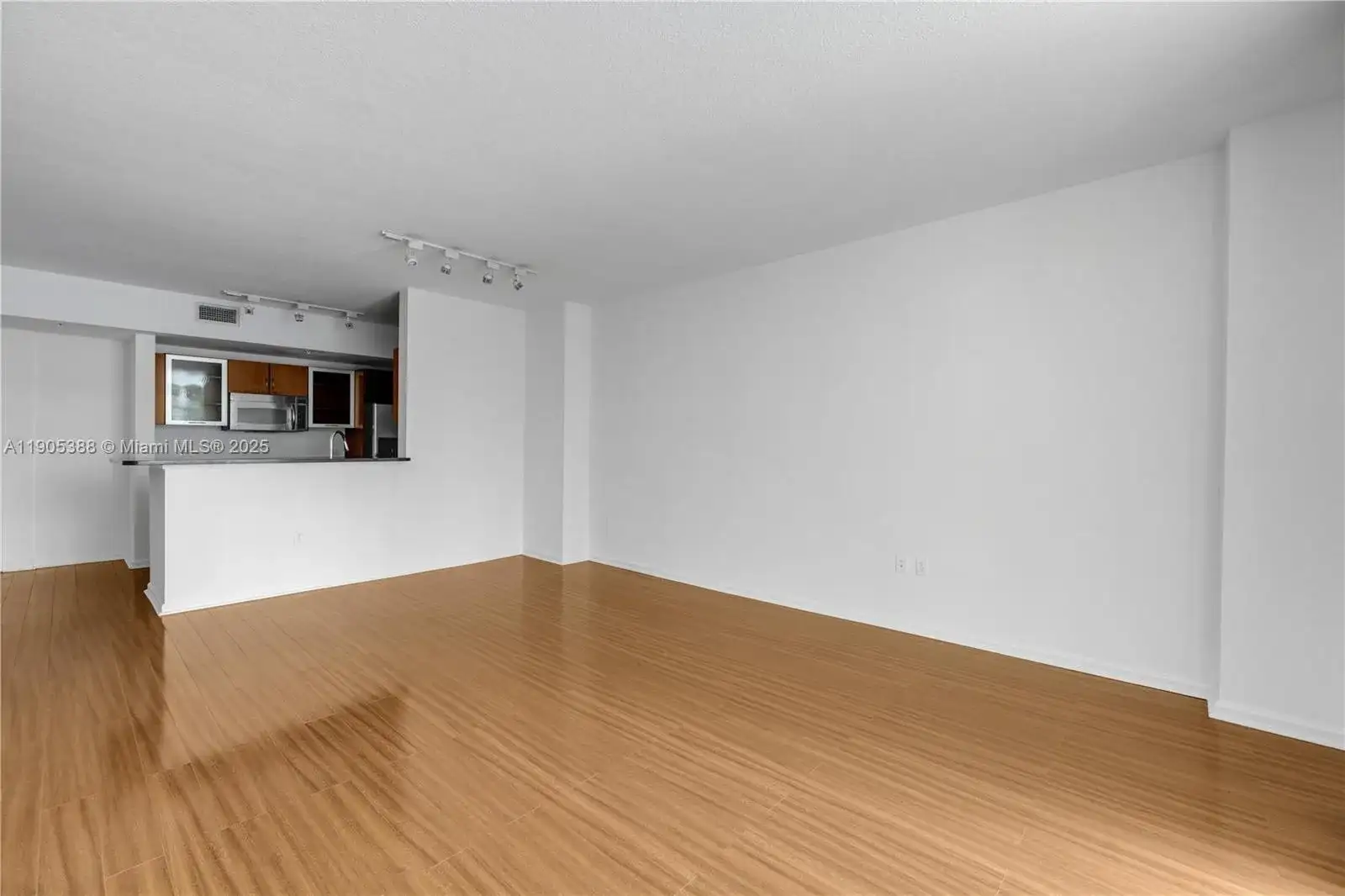 18800 NE 29th Ave # 230, Aventura FL 33180 photo 4