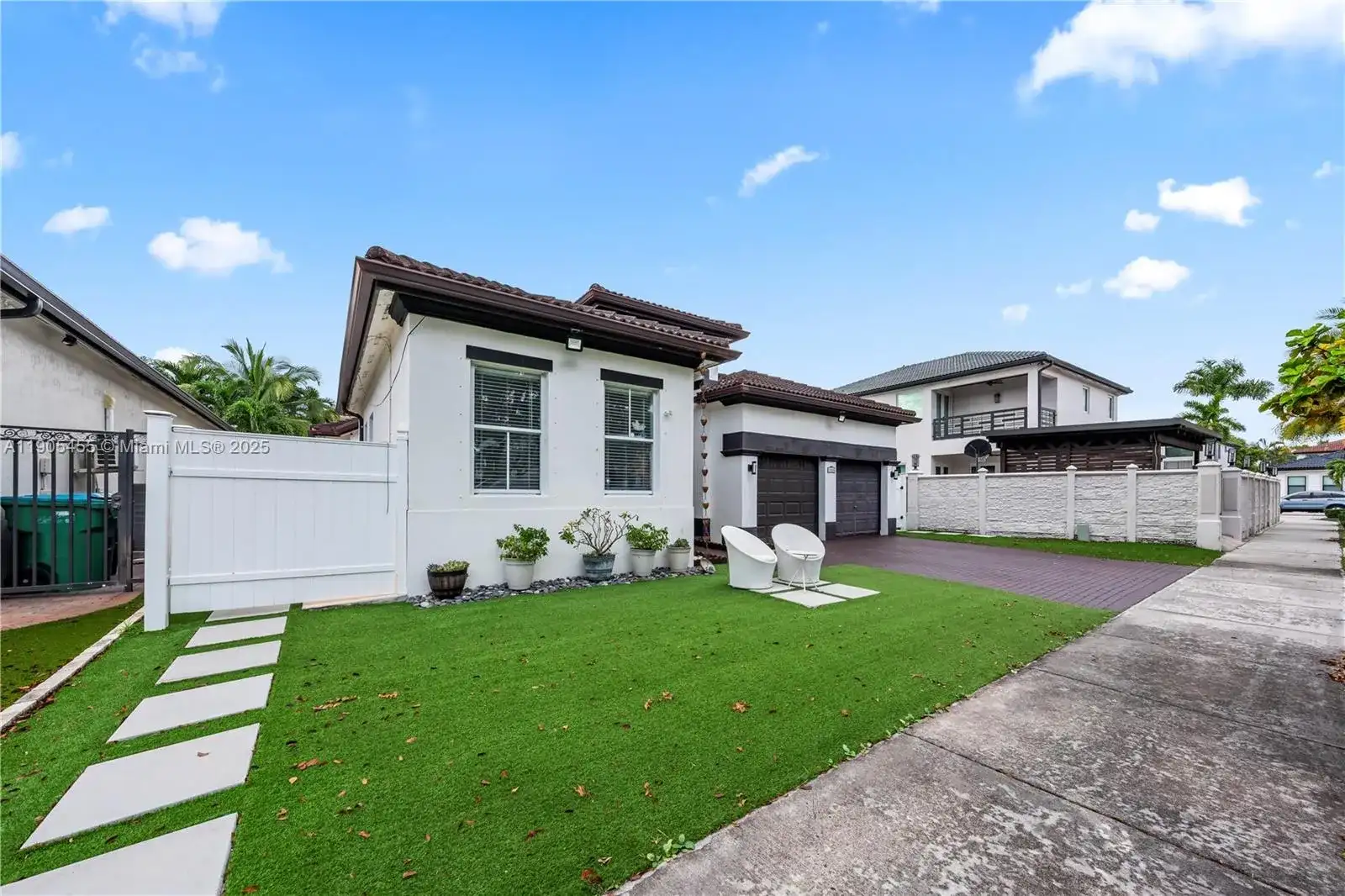 18000 NW 90th Pl, Hialeah FL 33018 photo 5