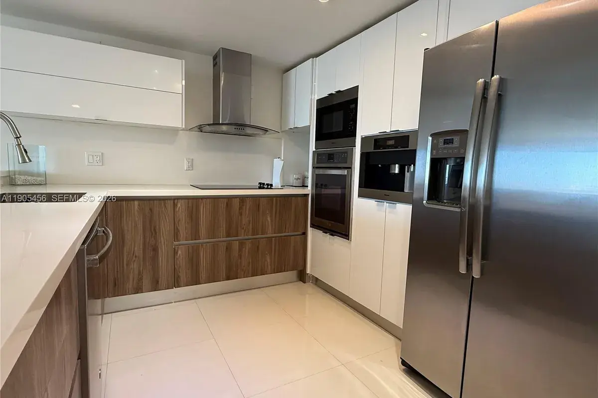 2780 NE 183rd St # 1403, Aventura FL 33160