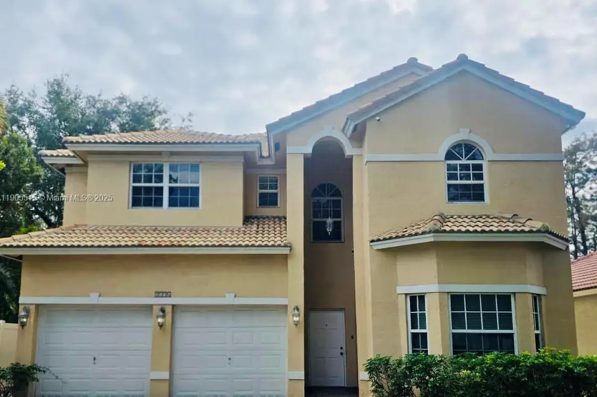 2136 NW 4th St, Fort Lauderdale FL 33311