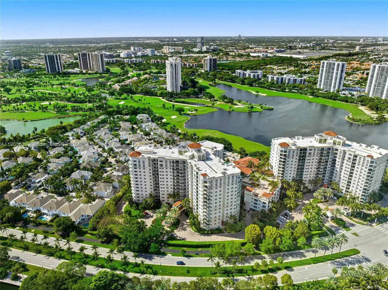 19900 E Country Club Dr # 310, Aventura FL 33180 photo 2