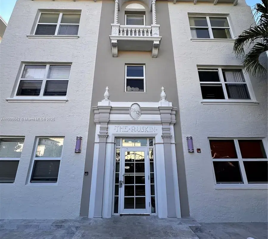 1542 Drexel Ave # 107, Miami Beach FL 33139
