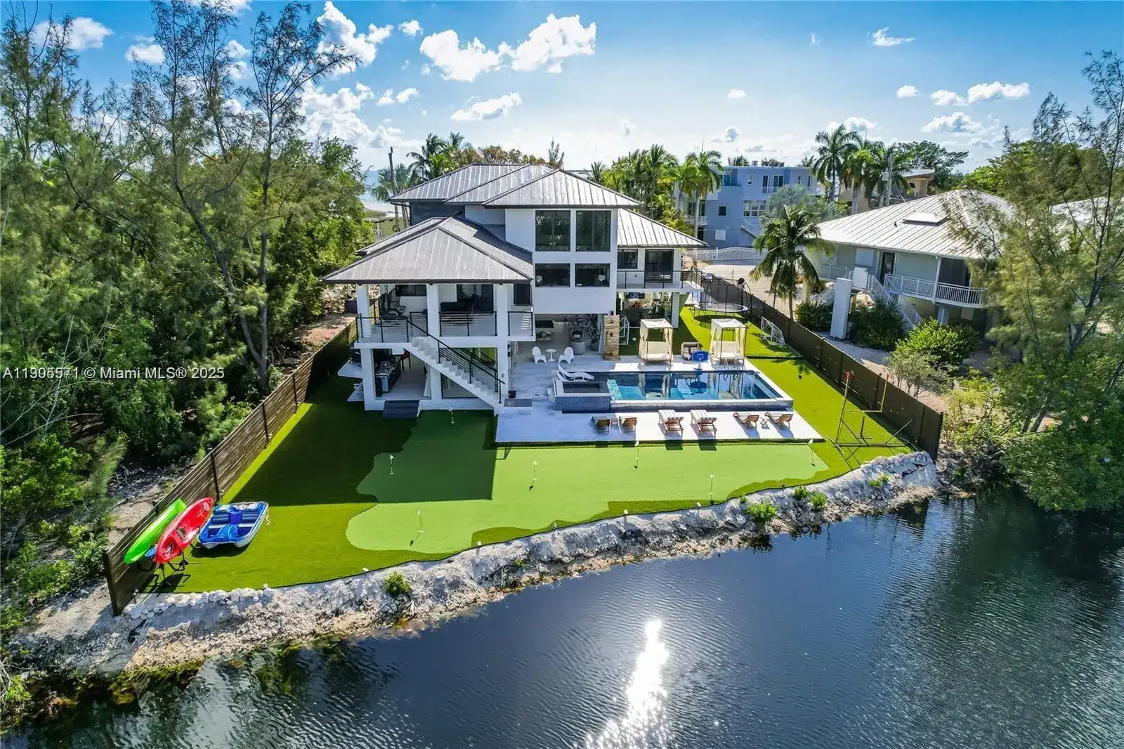 32 N Bounty Ln # 32, Key Largo FL 33037 photo 5