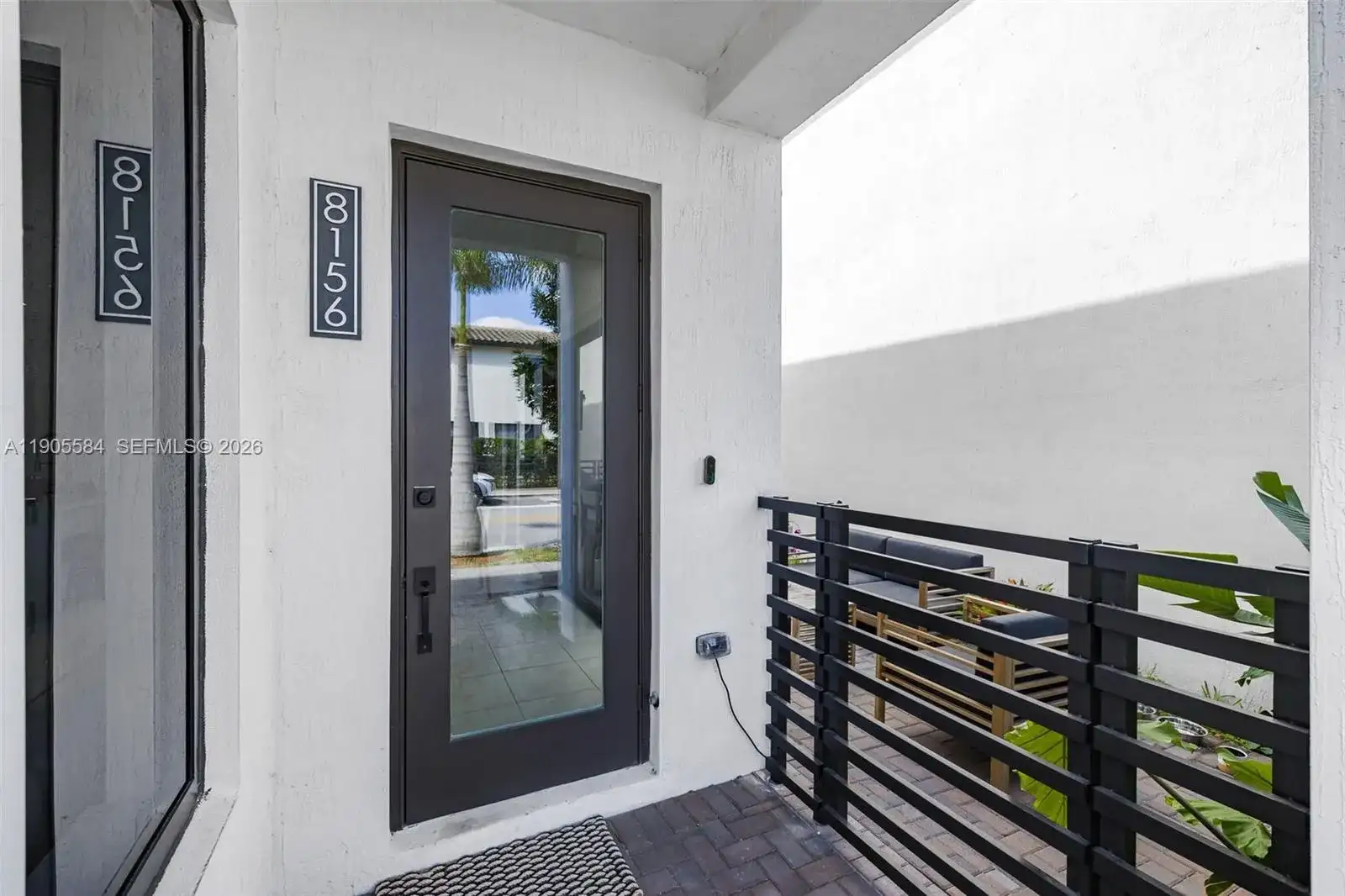 8156 NW 43rd St, Doral FL 33166 photo 2