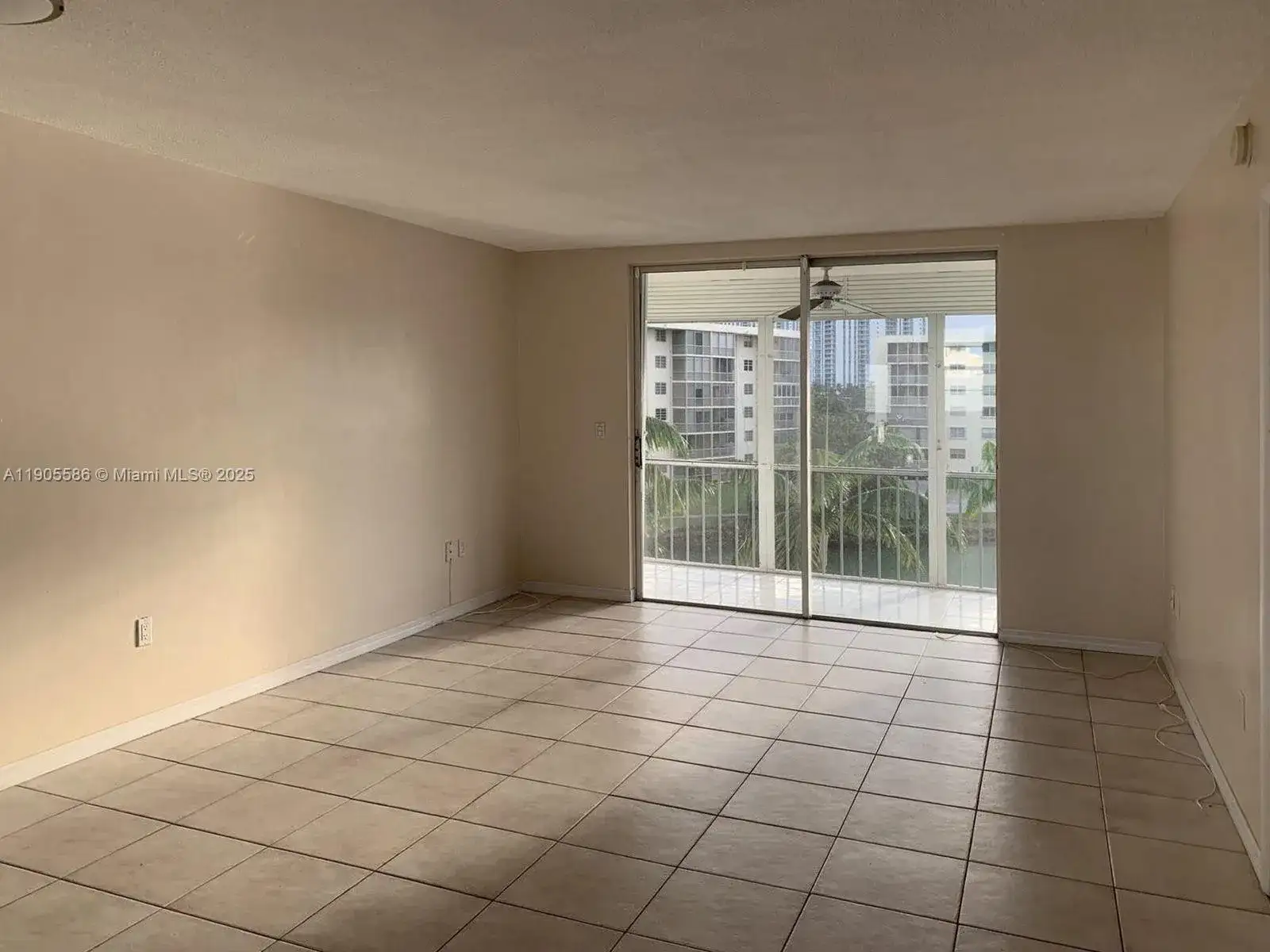 2855 Leonard Dr # H404, Aventura FL 33160 photo 2