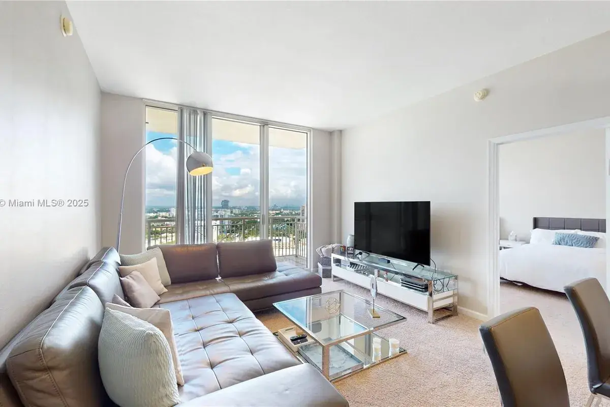 19501 W Country Club Dr # 10, Aventura FL 33180