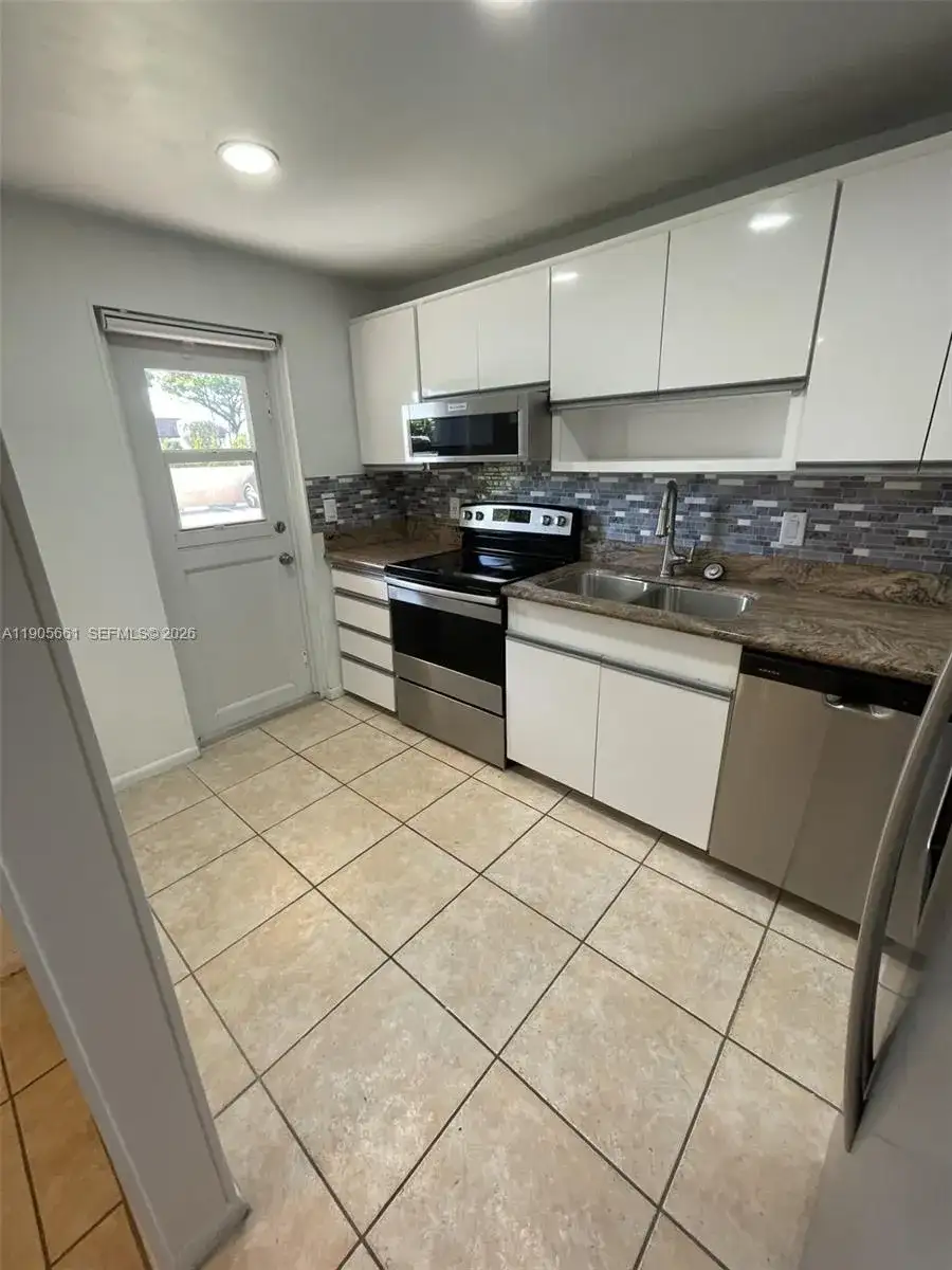 4500 N Federal Hwy # 102A, Lighthouse Point FL 33064 photo 3