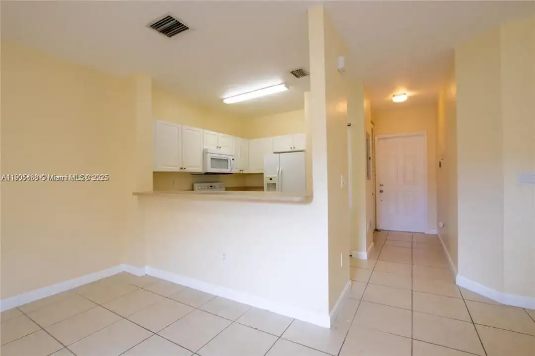 1490 NE 33rd Rd # 18, Homestead FL 33033 photo 4