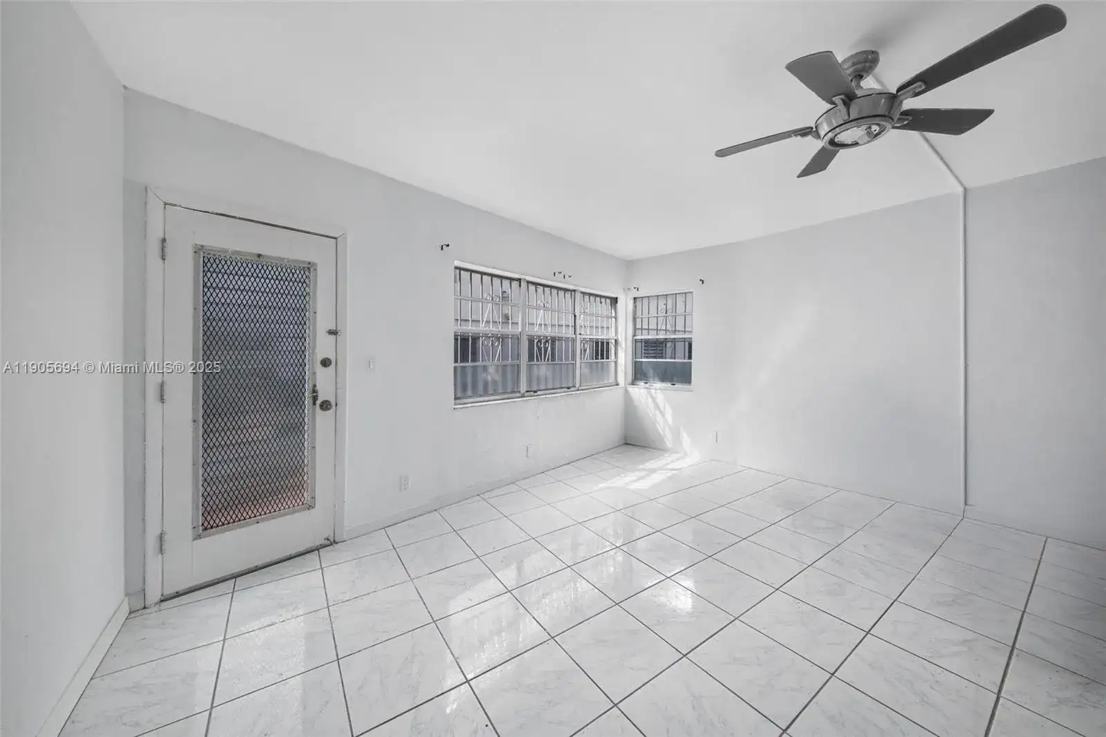 7712 Byron Ave # 2, Miami Beach FL 33141 photo 5