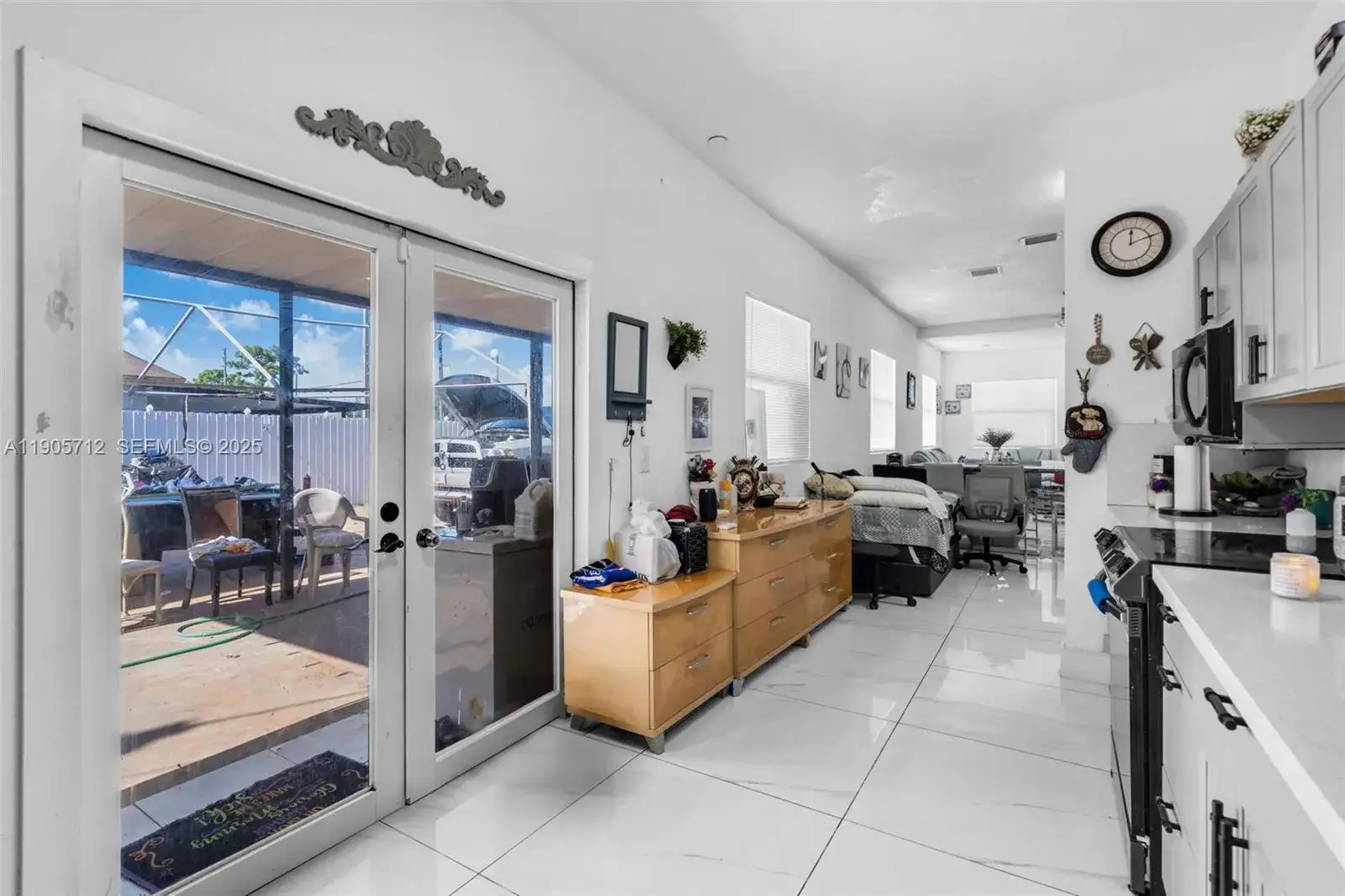 3166 NW 102nd St, Miami FL 33147 photo 3