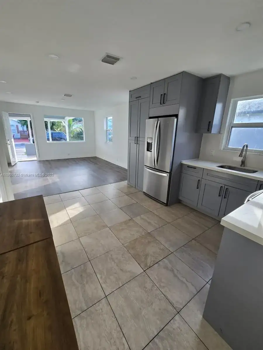 719 21st St, West Palm Beach FL 33407 photo 3