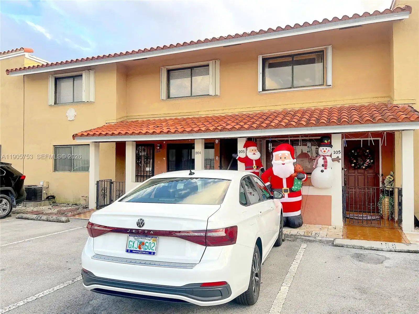 2740 W 63rd St # 104, Hialeah FL 33016 photo 2