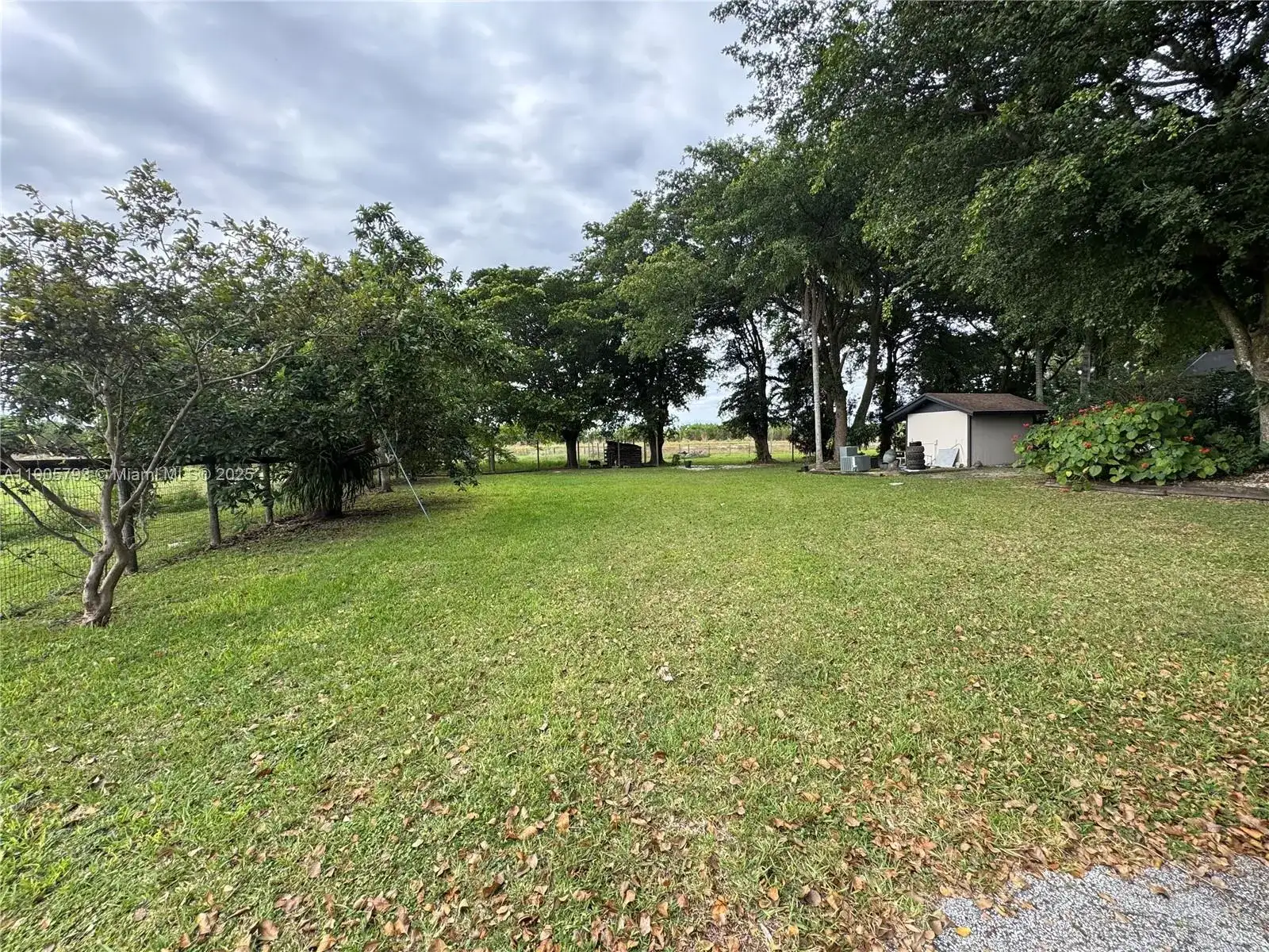18750 SW 207th Ave, Miami FL 33187 photo 5