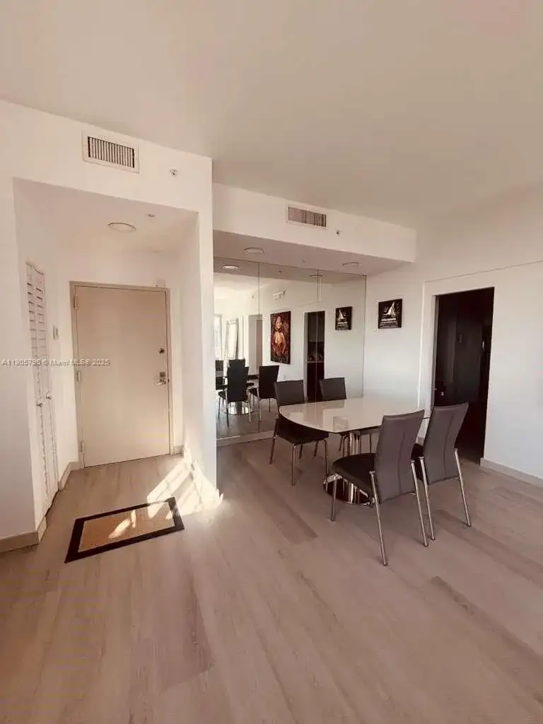2829 Indian Creek Dr # 1403, Miami Beach FL 33140 photo 4