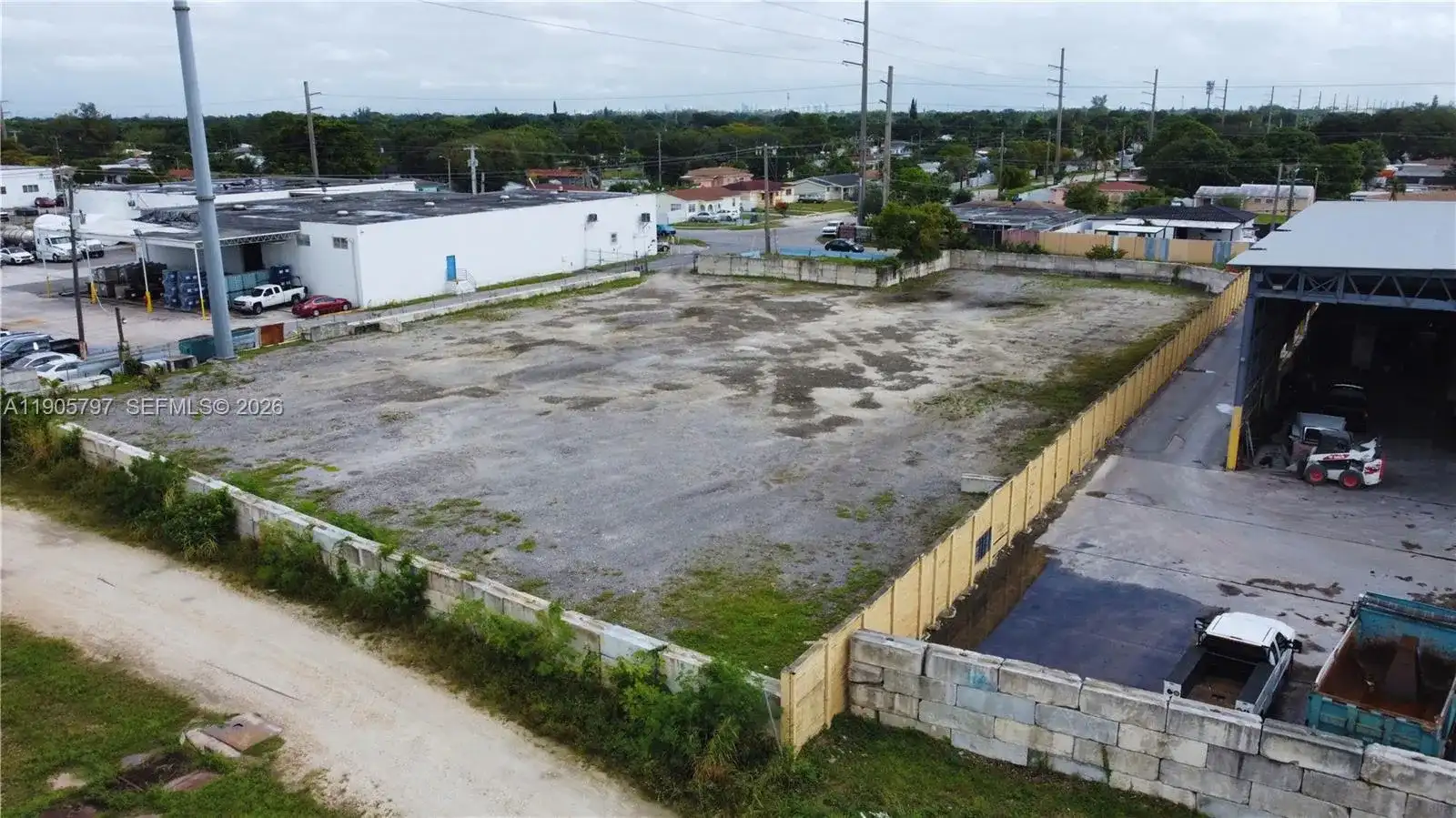 8650 NW 36 Ave, Miami FL 33147