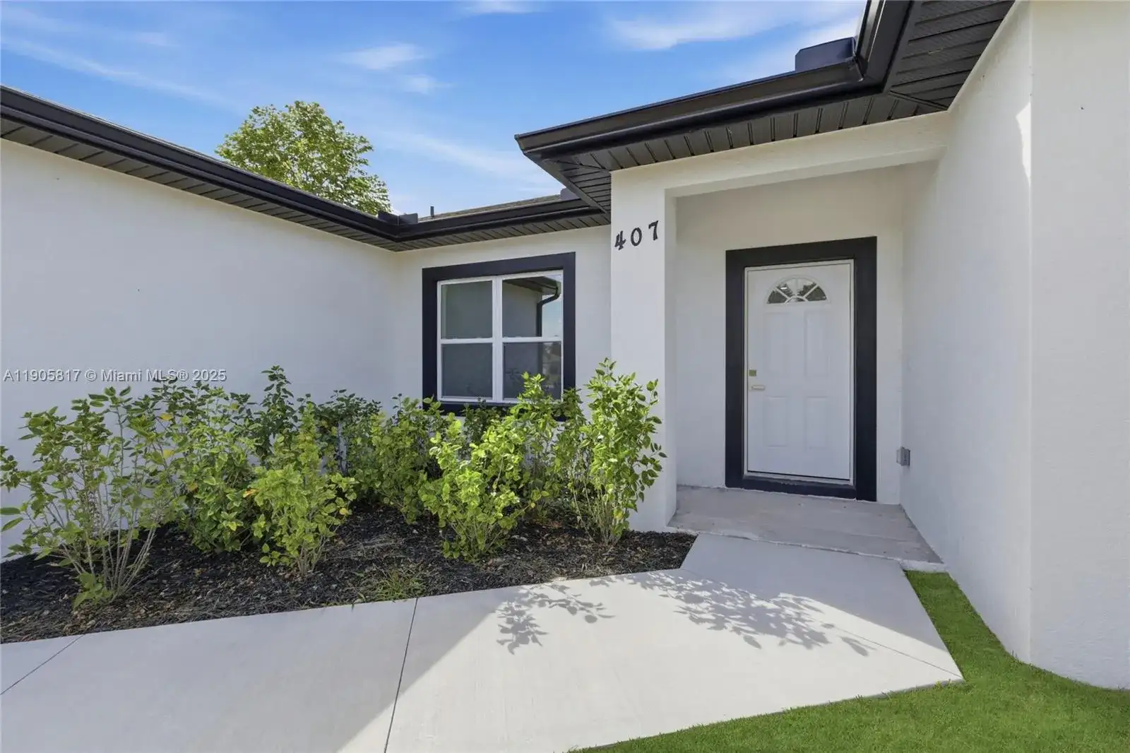 407 Harbor Blvd, Port Charlotte FL 33954 photo 3