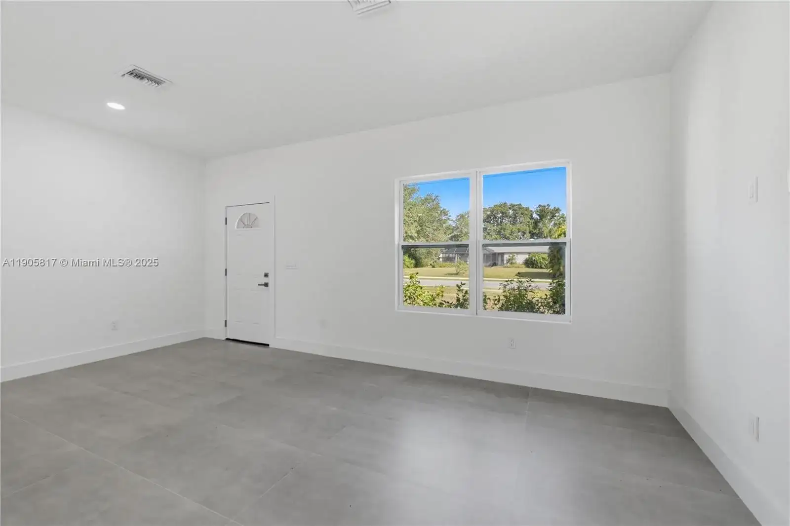407 Harbor Blvd, Port Charlotte FL 33954 photo 4