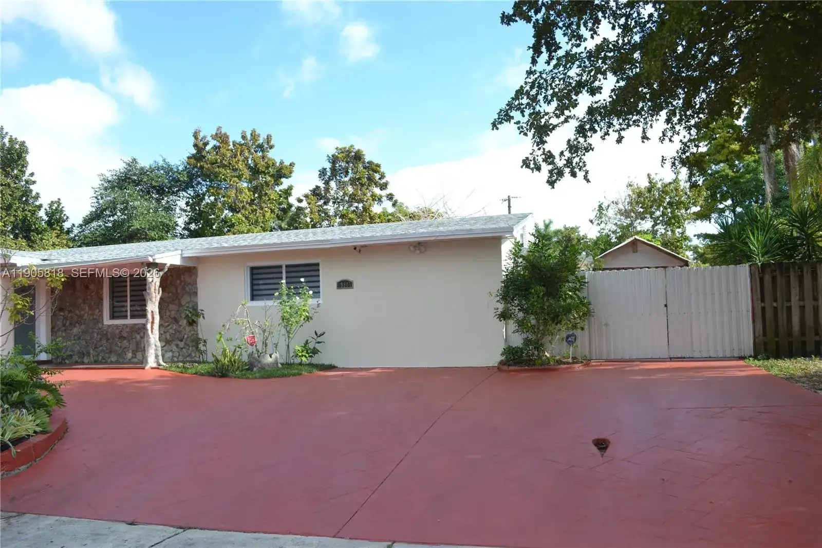 19901 SW 92nd Ave, Cutler Bay FL 33157 photo 5
