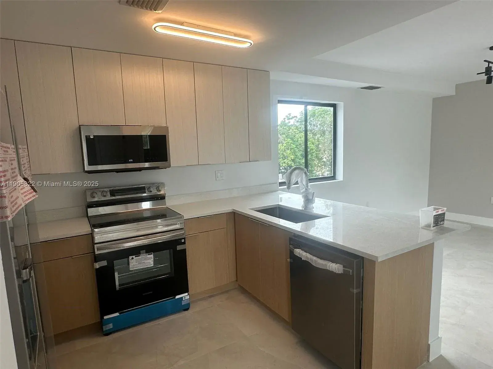5423 NE Miami Ct # 7, Miami FL 33137