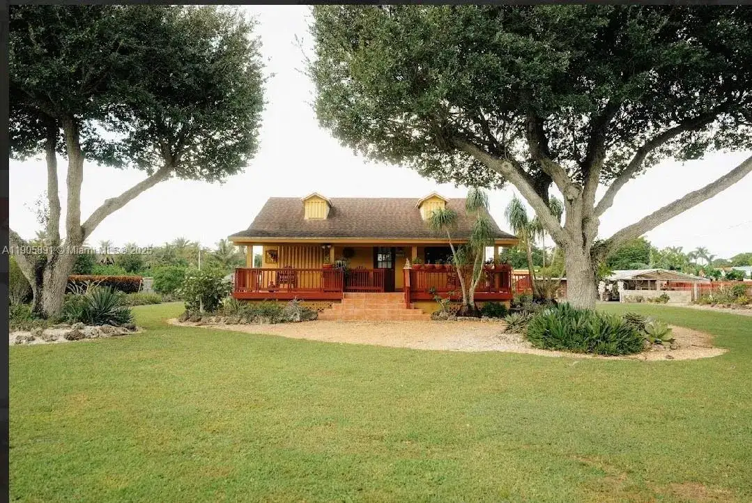 23550 SW 214th Pl, Homestead FL 33031 photo 2
