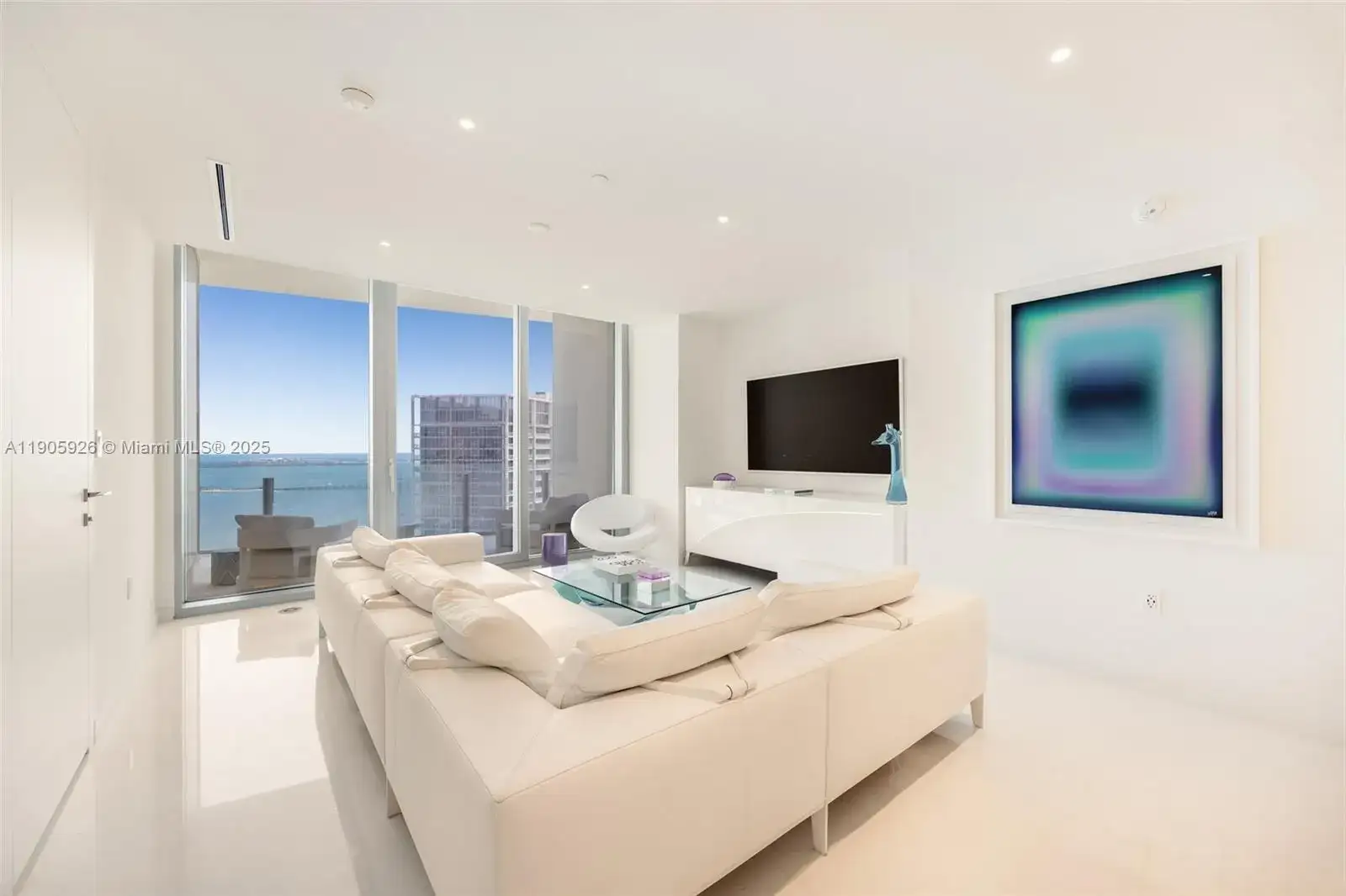 300 Biscayne Boulevard Way # 5205W, Miami FL 33131 photo 4