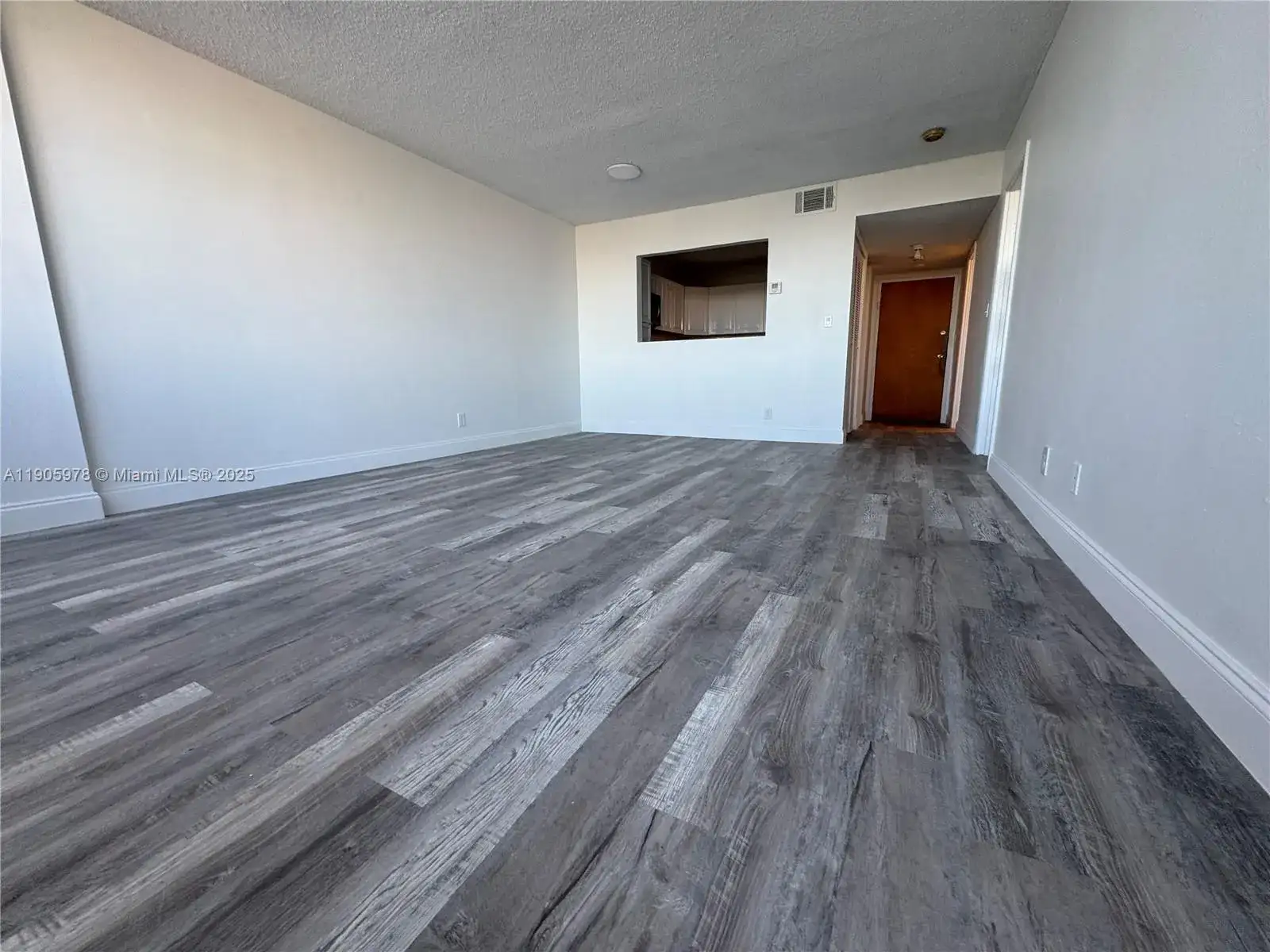 2025 NE 164th St # 714, North Miami Beach FL 33162 photo 3