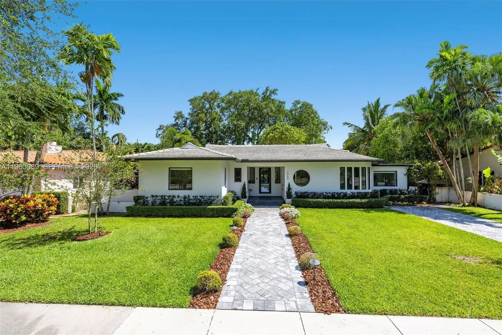 1060 NE 95th St, Miami Shores FL 33138 photo 4
