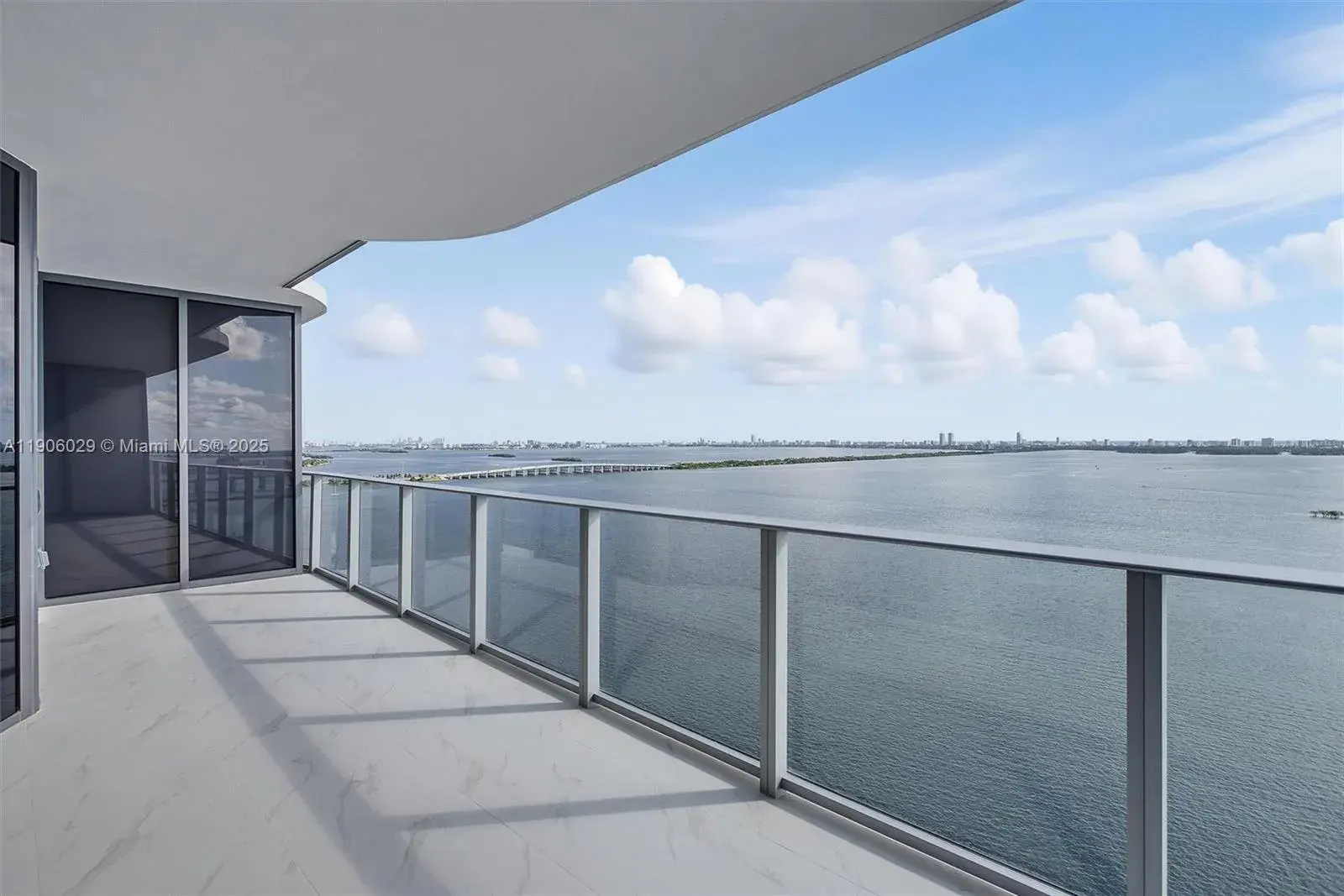 700 NE 24 ST # 2406, Miami FL 33137
