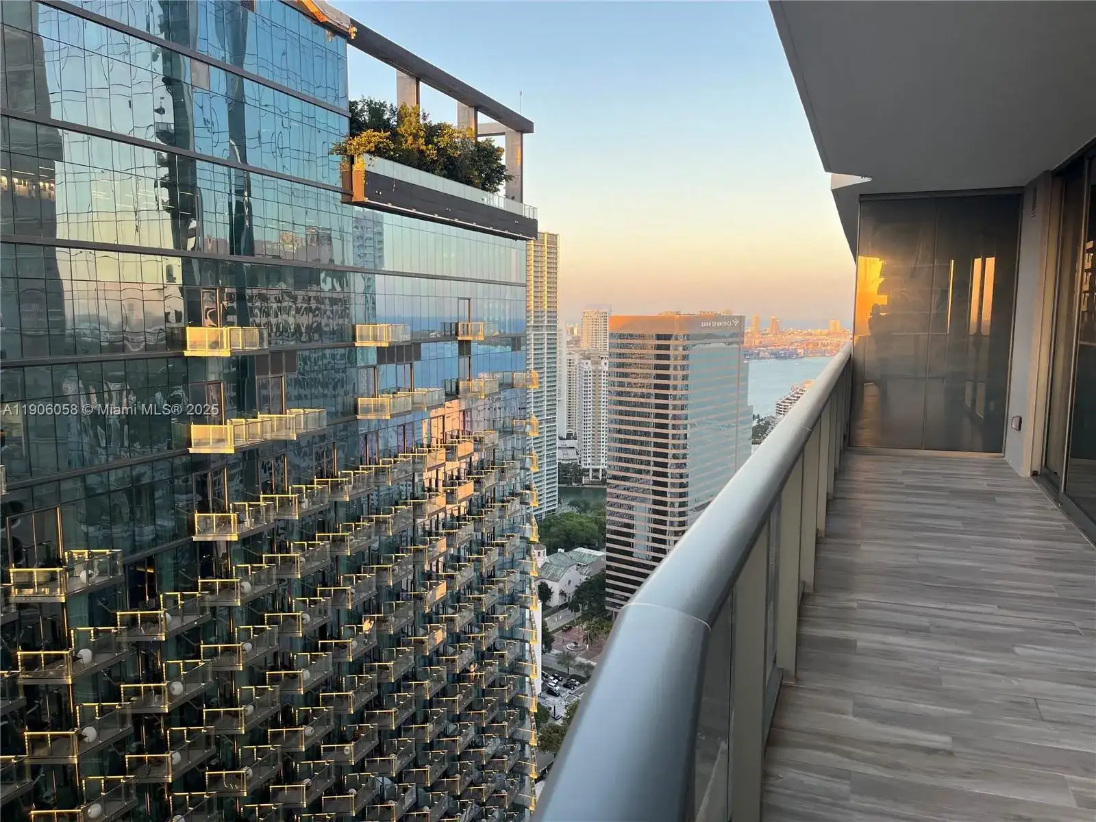 801 S Miami Ave # 4309, Miami FL 33130 photo 3